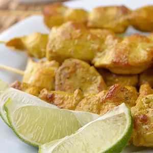 Chicken Satay with Peanut Dipping Sauce