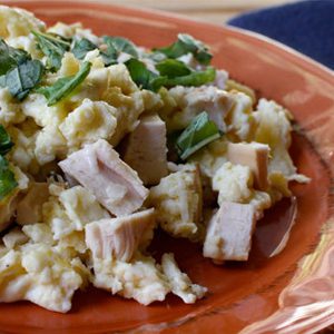 scramble-with-chicken-feature