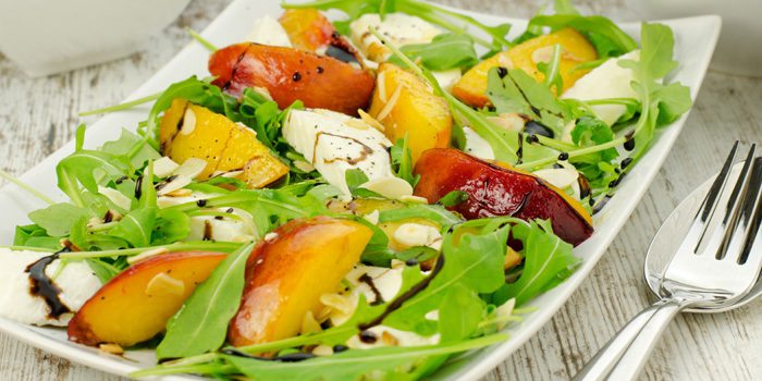 Arugula Salad with Peaches and Mozzarella