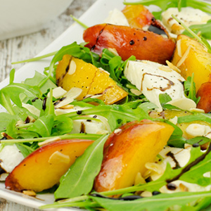 Arugula Salad with Peaches and Mozzarella